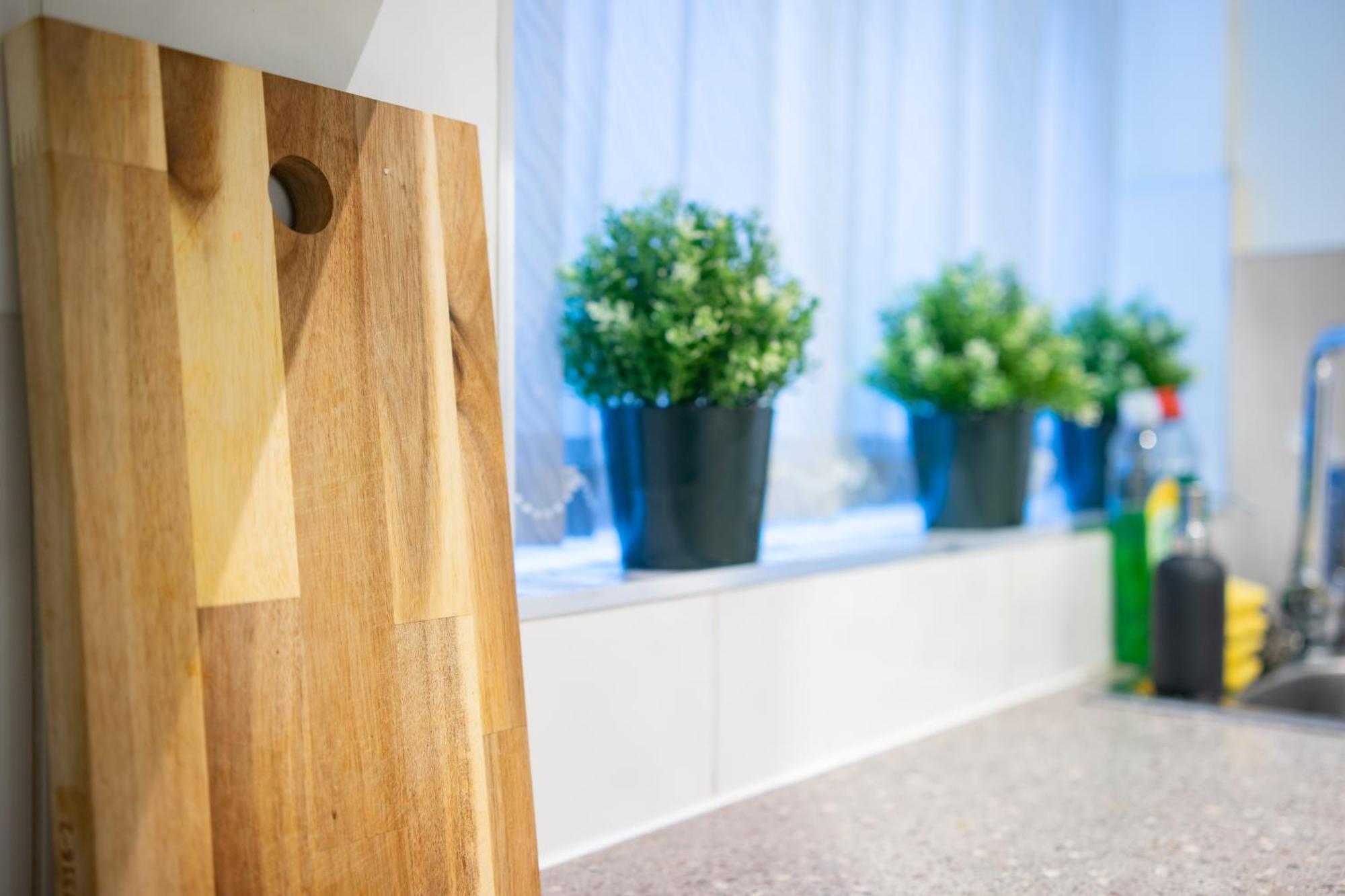 Cozy Rooms In Shared Accommodation Near Anfield Stadium With Parking And Wifi Ливърпул Екстериор снимка